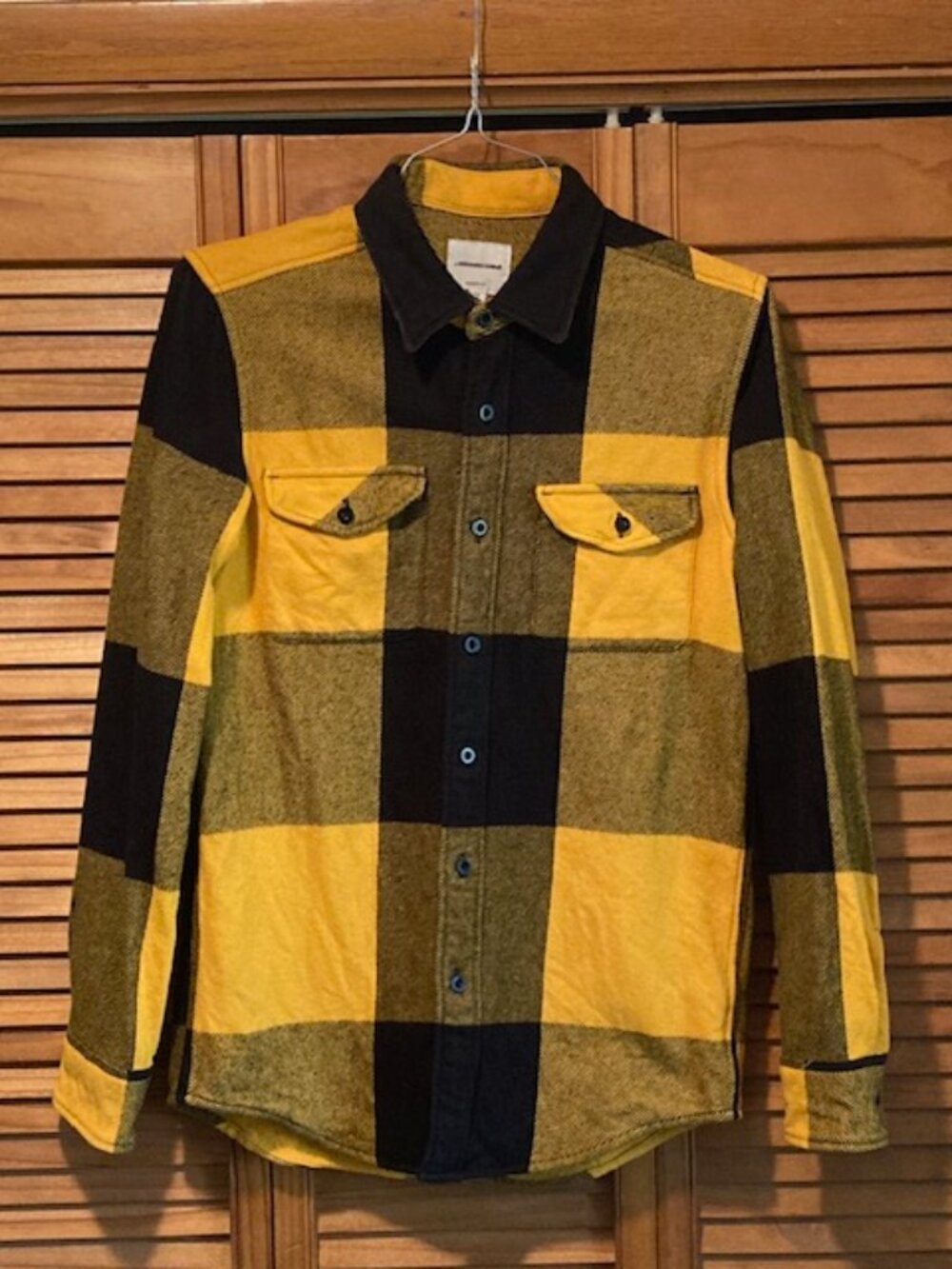 MENS AMERICAN EAGLE PLAID SHIRT YELLOW BLACK SIZE SMALL